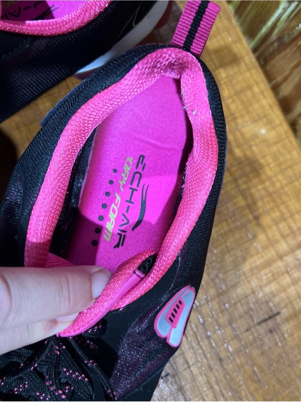 Skechers Black Athletic Sneakers with Pink Accents - Picture 5 of 11